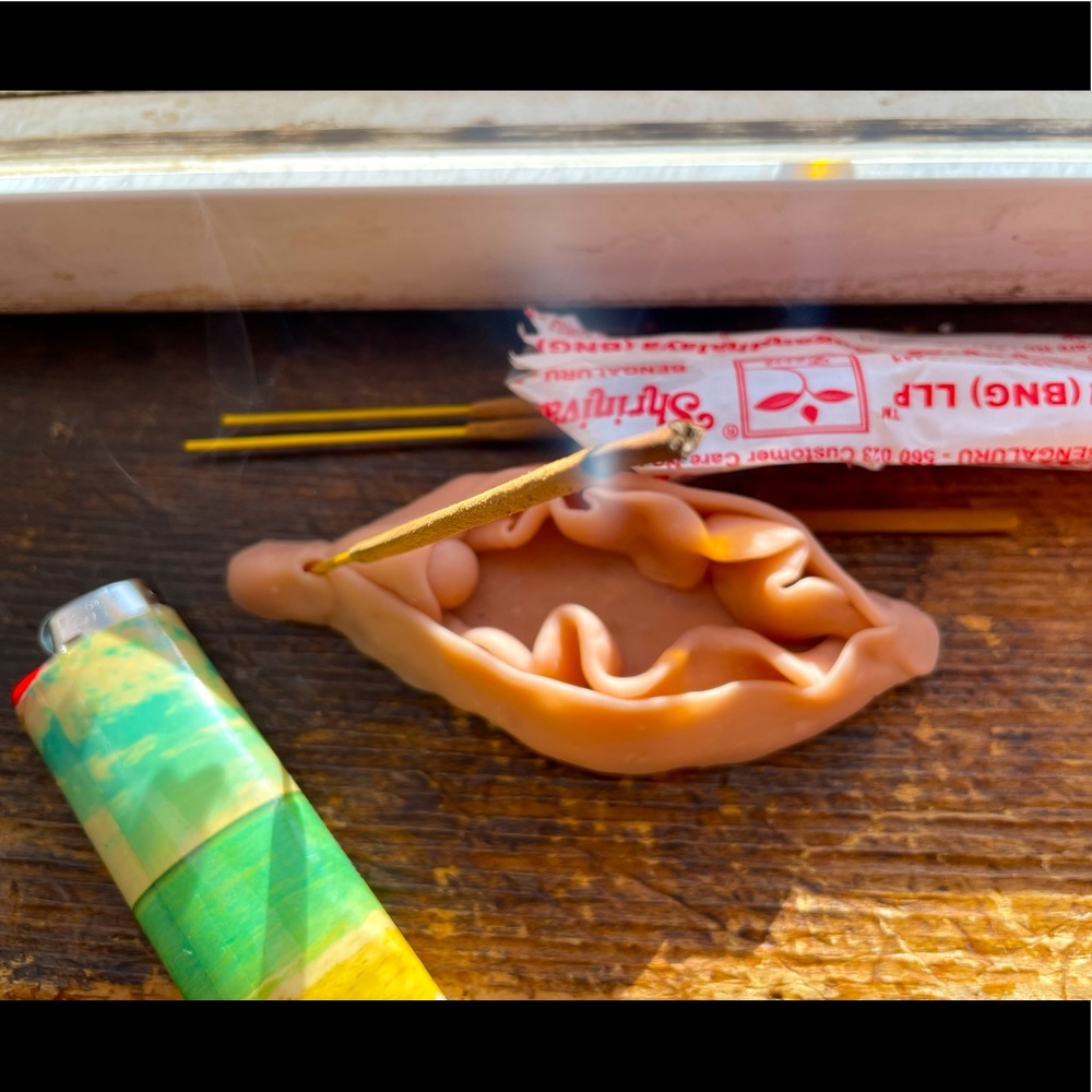 Handmade mini Incense holder- “pussy power”